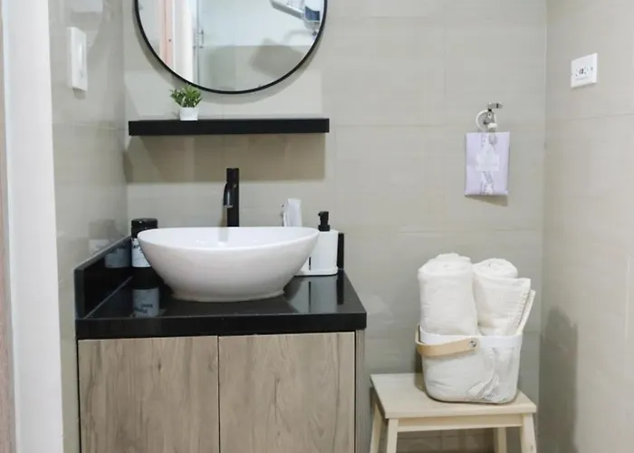 Stylish Condotel With 2 Beds Near Mall Of & Airport - Jwl * Manila