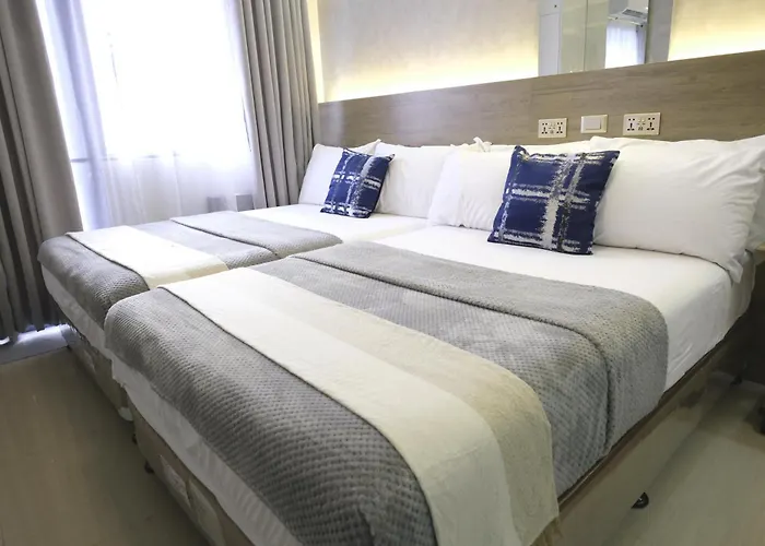 Stylish Condotel With 2 Beds Near Mall Of & Airport - Jwl