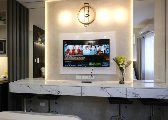 Apartment Stylish Condotel With 2 Beds Near Mall Of & Airport - Jwl *
